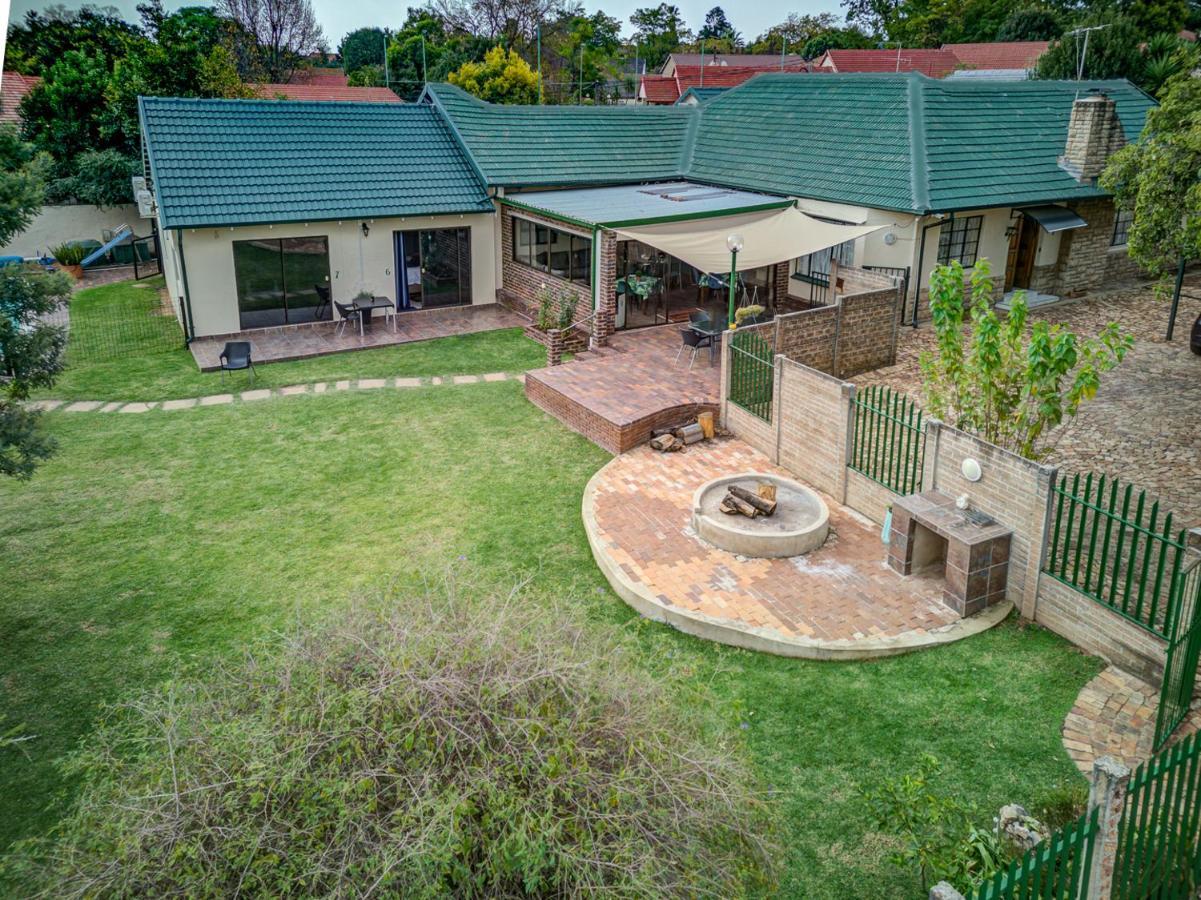 Edenvale Guest House Esterno foto