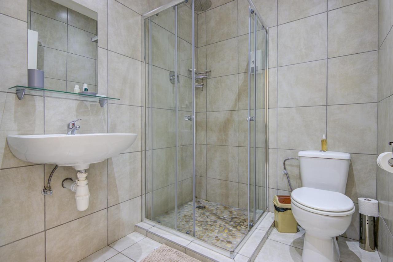 Edenvale Guest House Esterno foto