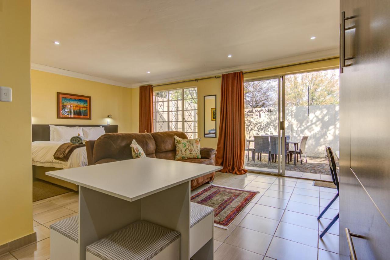 Edenvale Guest House Esterno foto
